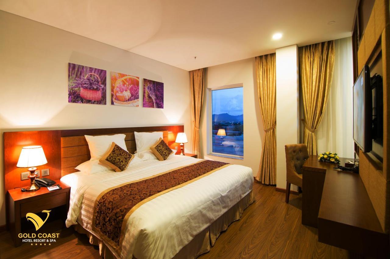 Gold Coast Hotel Resort & Spa Dong Hoi Exterior photo