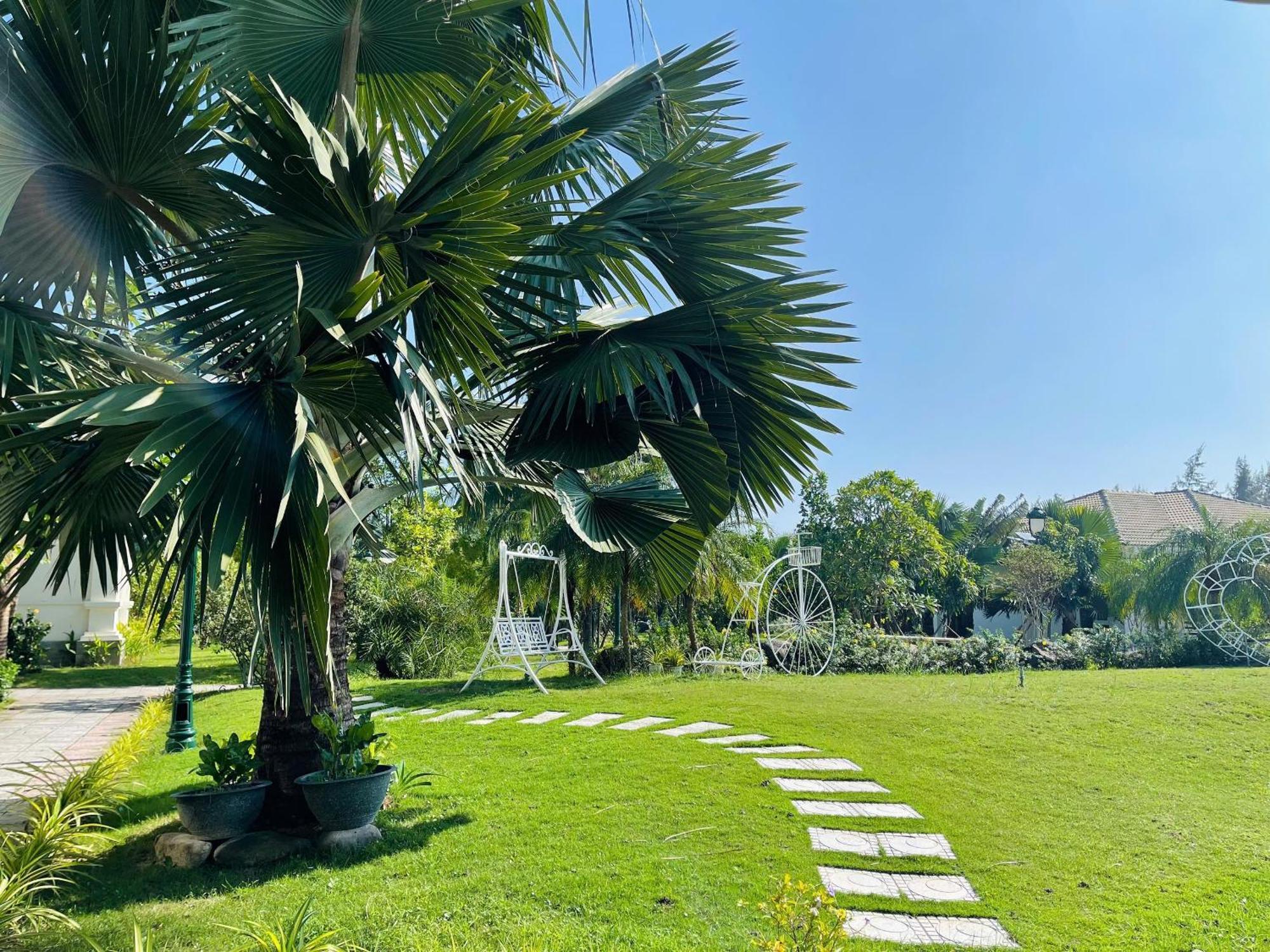 Gold Coast Hotel Resort & Spa Dong Hoi Exterior photo